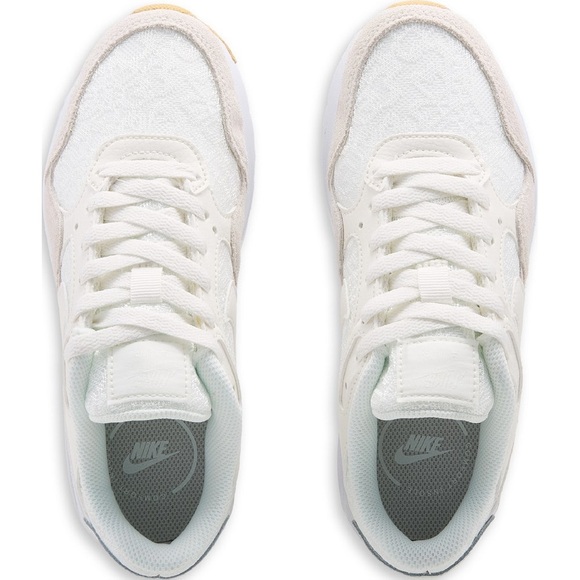 NIB Women's Nike Air Max SC Sneaker - Picture 3 of 7